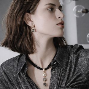 Hovedbilde DANSK Audrey Crystal halskjede